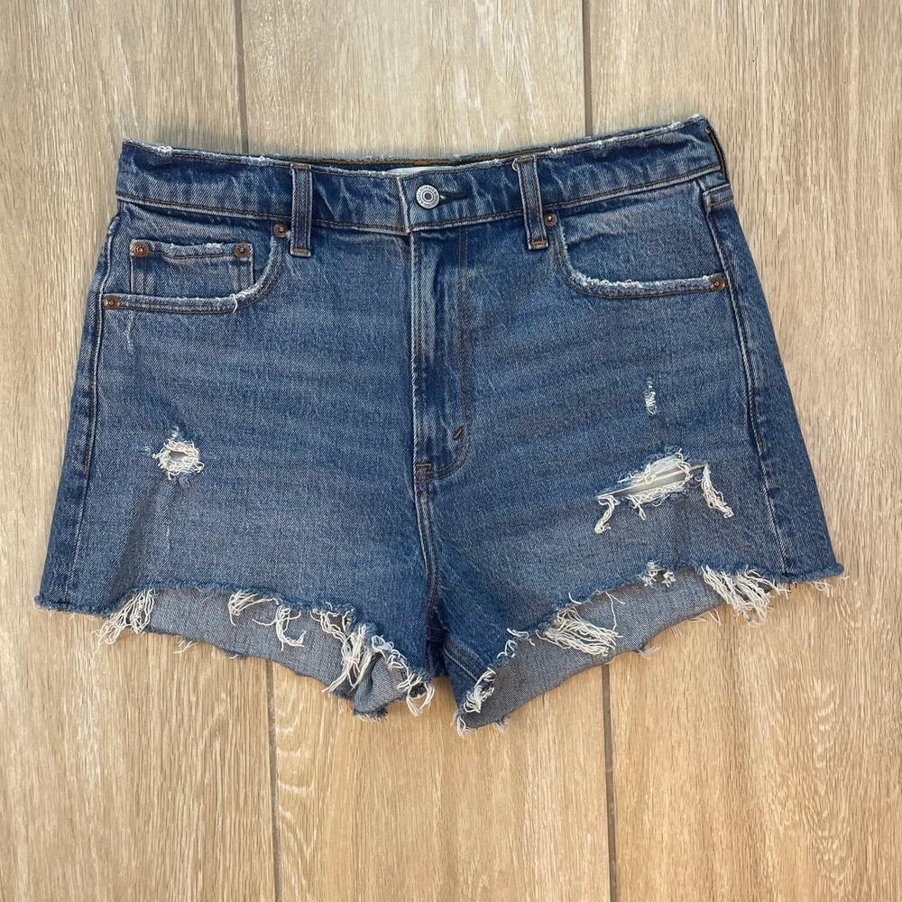 Abercrombie & Fitch High Rise The Mom Short Blue Medium Wash Denim Size 29 / 8